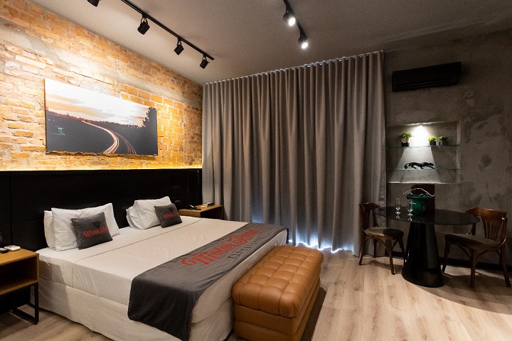 Planalto Select Hotel volta às raízes e tematiza quarto da Motor Road